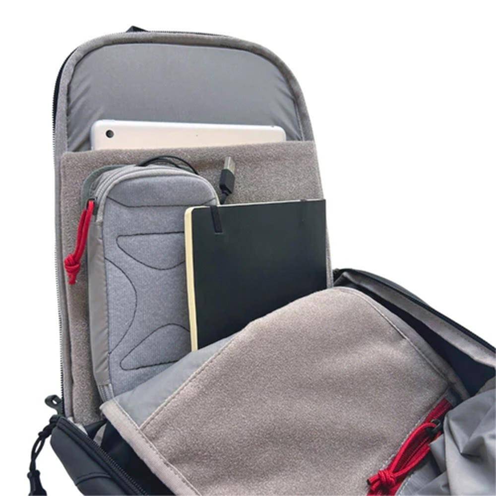 Vertx Urban Ghost 10L Sling Bag Black - Image 9