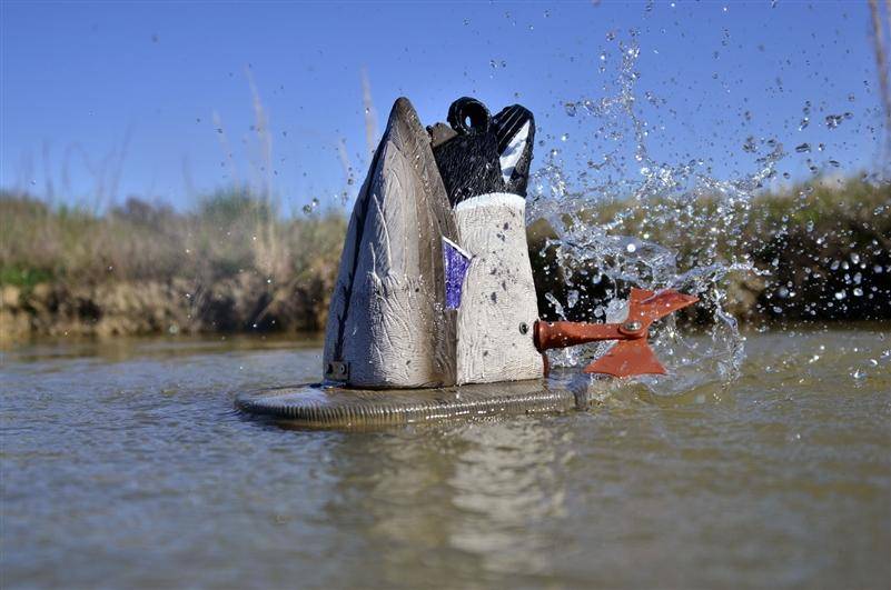 Higdon Outdoors XS Crazy Kicker Mallard Drake Motion Decoy 12V With Timer
