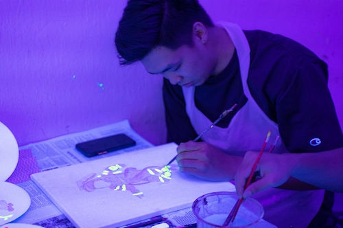 Glow-in-the-Dark Art Jamming Experience - Cheap Art Jamming Singapore