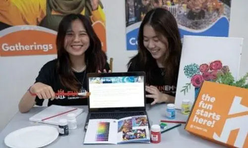 Virtual Canvas Art Jamming - Best Virtual Team Building Activities Singapore