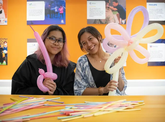 Balloon Sculpting 5