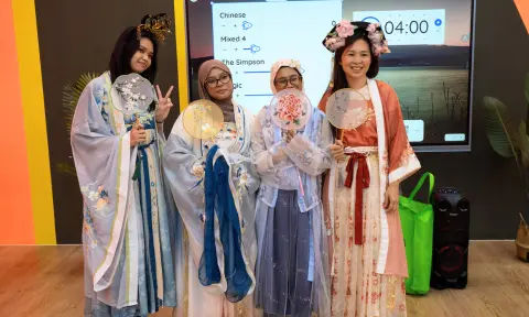 Costume Bonding Themes -  Hanfu Styles