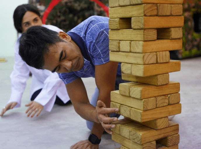 Giant Board Games 6