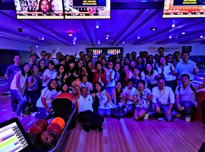Cosmic Bowling 5