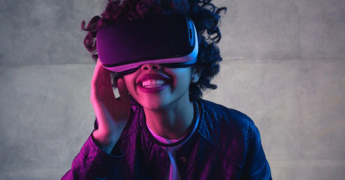 Virtual Reality (VR) Experiences - Best Creative Team Building Activities Singapore