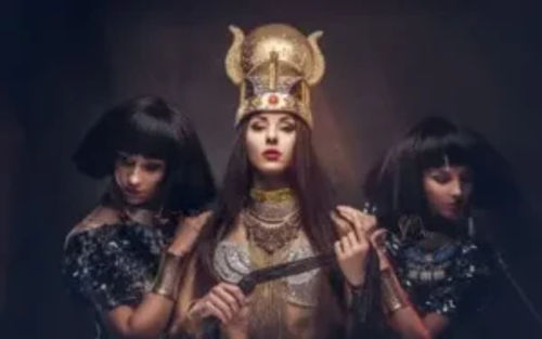 Return of the Queen