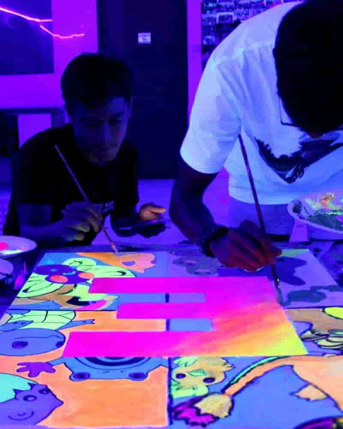 Neon Art Jamming Experience - Best Art Jamming Singapore