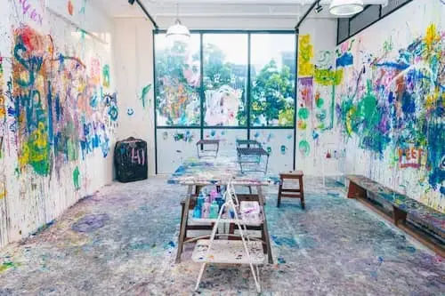 Splat Paint House - Painting Studio Singapore (Credit: Splat Paint House)