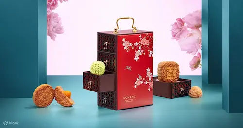 Conrad Singapore Orchard - Mooncake Singapore (Credit: Klook)