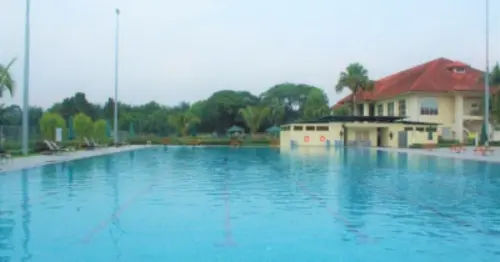 101 Palm Villa Putra Sports Complex - 10 Best Swimming Pools in Johor Bahru