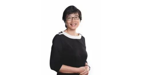 Dr. Wong Yat May, Sunway Medical Centre - 8 Best Female Gynaecologists in KL & Selangor