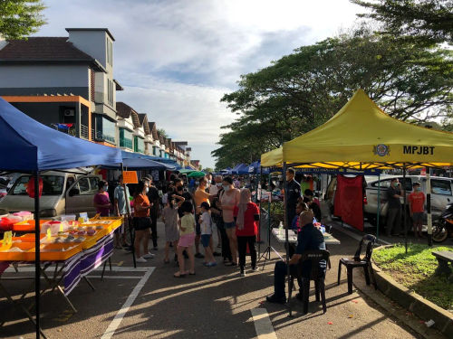 Taman Impian Emas - Pasar Malams in Johor Bahru