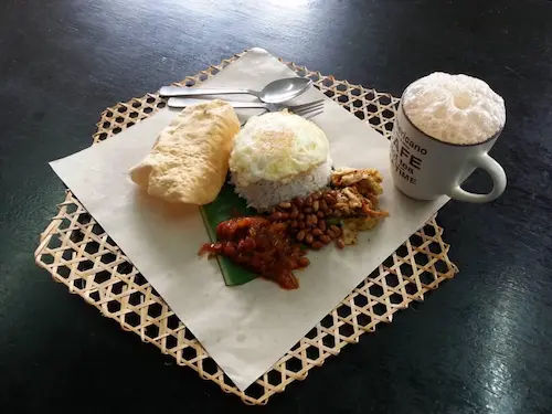 (Credit: Yummy Nasi Lemak House Johor Bahru)
