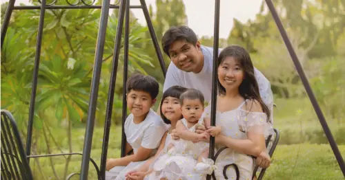 Ashley Low - Family Photoshoot Singapore (Credit: Ashley Low)