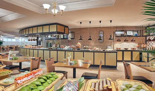 Asian Market Cafe -Halal Buffet Singapore (Credit: Asian Market Cafe‘s Facebook)