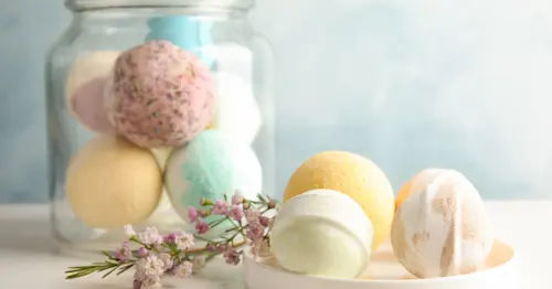 birthday gift - bath bomb