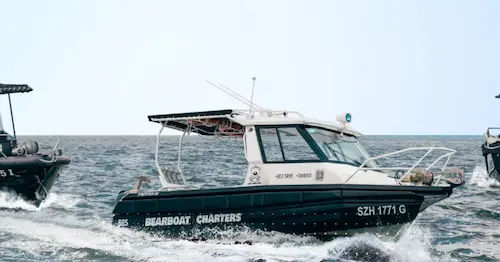 Bearboat Charters - Yacht Rental Singapore (Credit: Bearboat Charters)