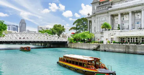 Enjoy a Cruise Along the Singapore River - Relaxing Things to Do in Singapore