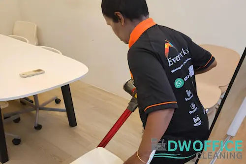 (Credit: DW Office Cleaning Singapore)