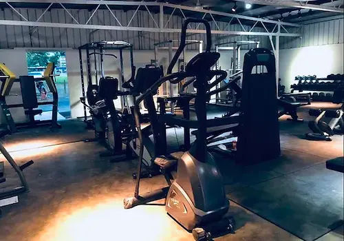  Dennis Gym - Gym Membership Singapore 