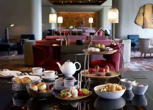 Mo Bar at Mandarin Oriental - High Tea Singapore