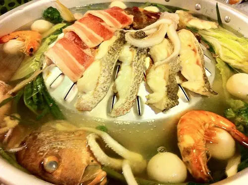 Tom Yum Kungfu - Steamboat Buffet Singapore (Credit: Tom Yum Kungfu)