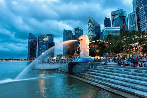 Merlion Park - Fun Things to do in Singapore (Credit: Unsplash)