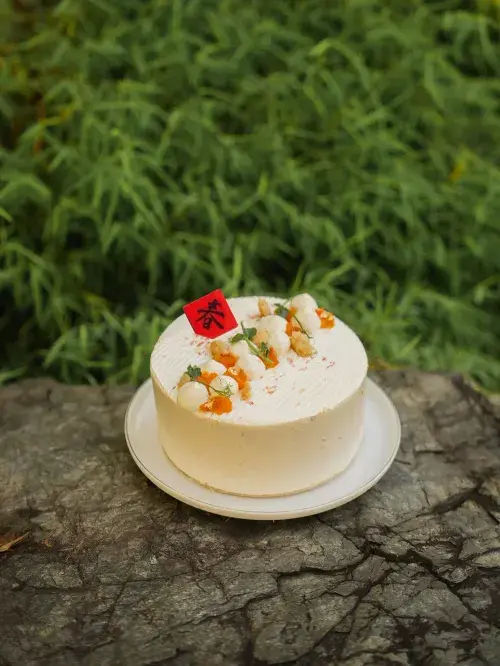 Zee & Elle - 21st Birthday Cake Singapore (Credit: Zee & Elle)