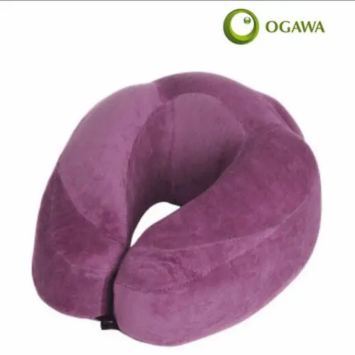 Ogawa Plush Touch Memory Foam Travel Pillow - Memory Foam Pillow Singapore (Credit: Carousell)