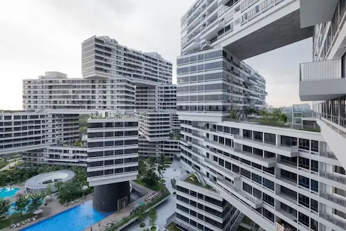 The Interlace – Telok Blangah Condo Singapore (Credit: Lush Home Media)