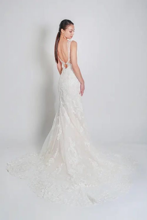 Louvre Bridal - Best Wedding Gown Rental Singapore