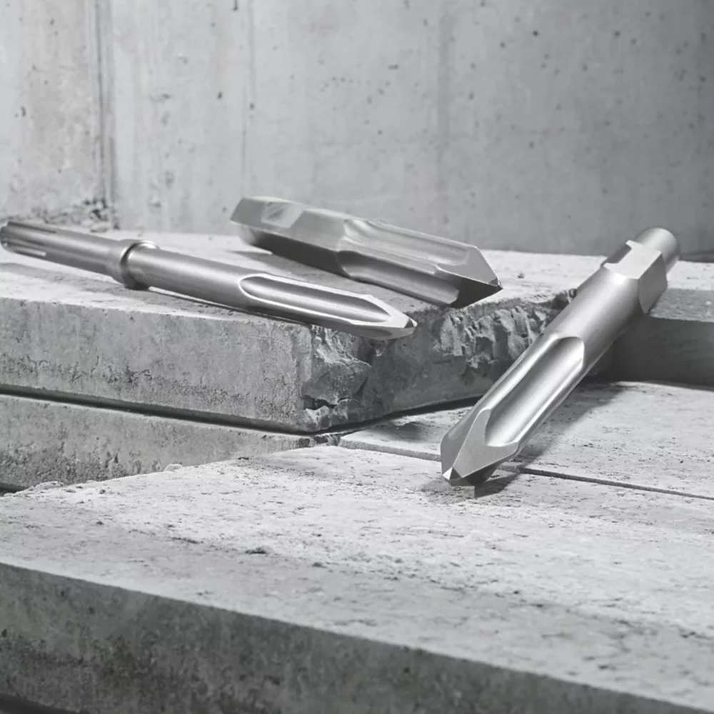 Bosch 30mm Hex Pointed Chisel 1