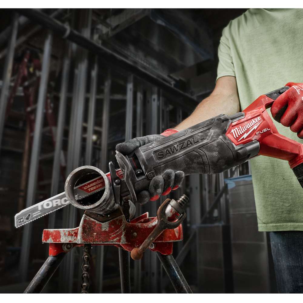 Milwaukee M18FSZ-0X M18 Fuel Sawzall 10