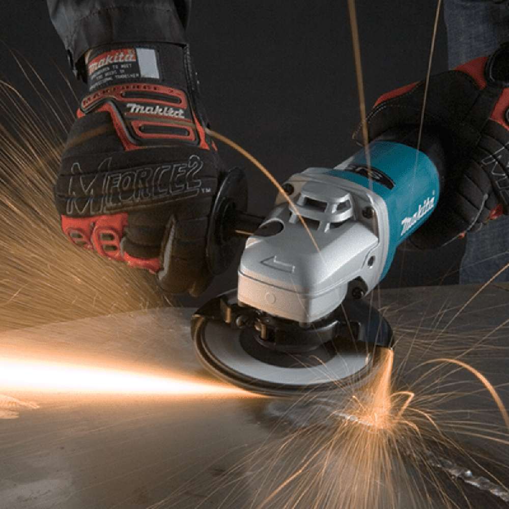 Makita 9558HNG 5" Angle Grinder 4