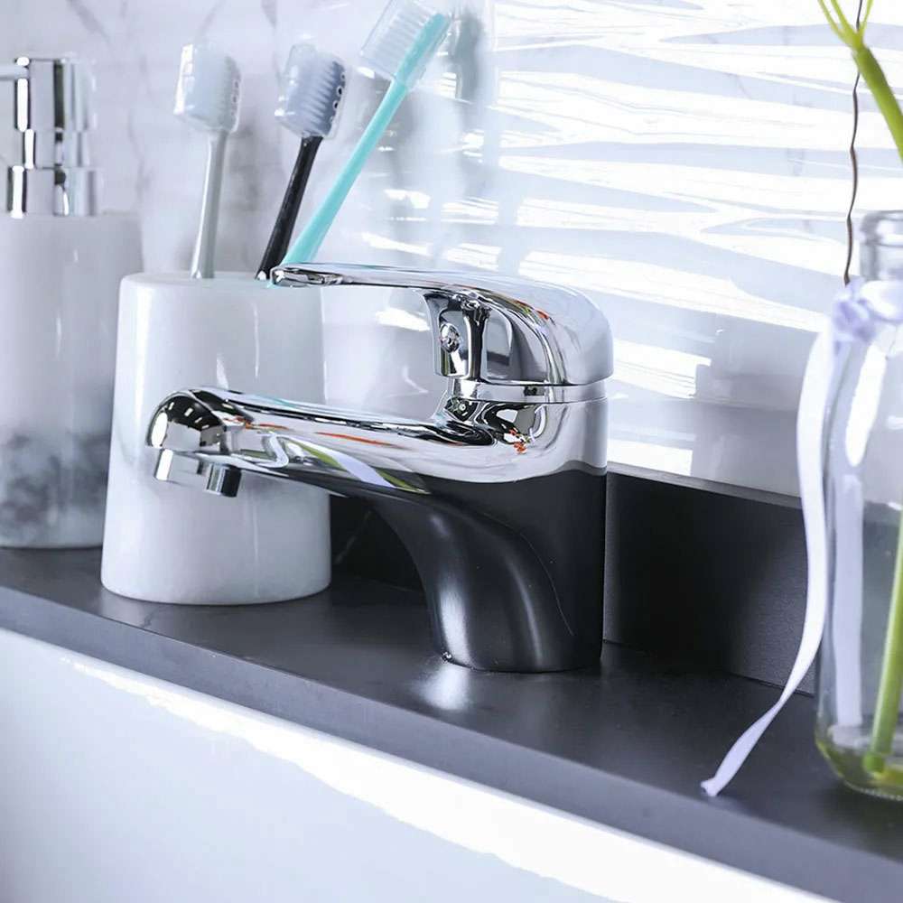 Milano Queen Basin Mixer Tap with Pop up Waste & Flexible Pipe 4