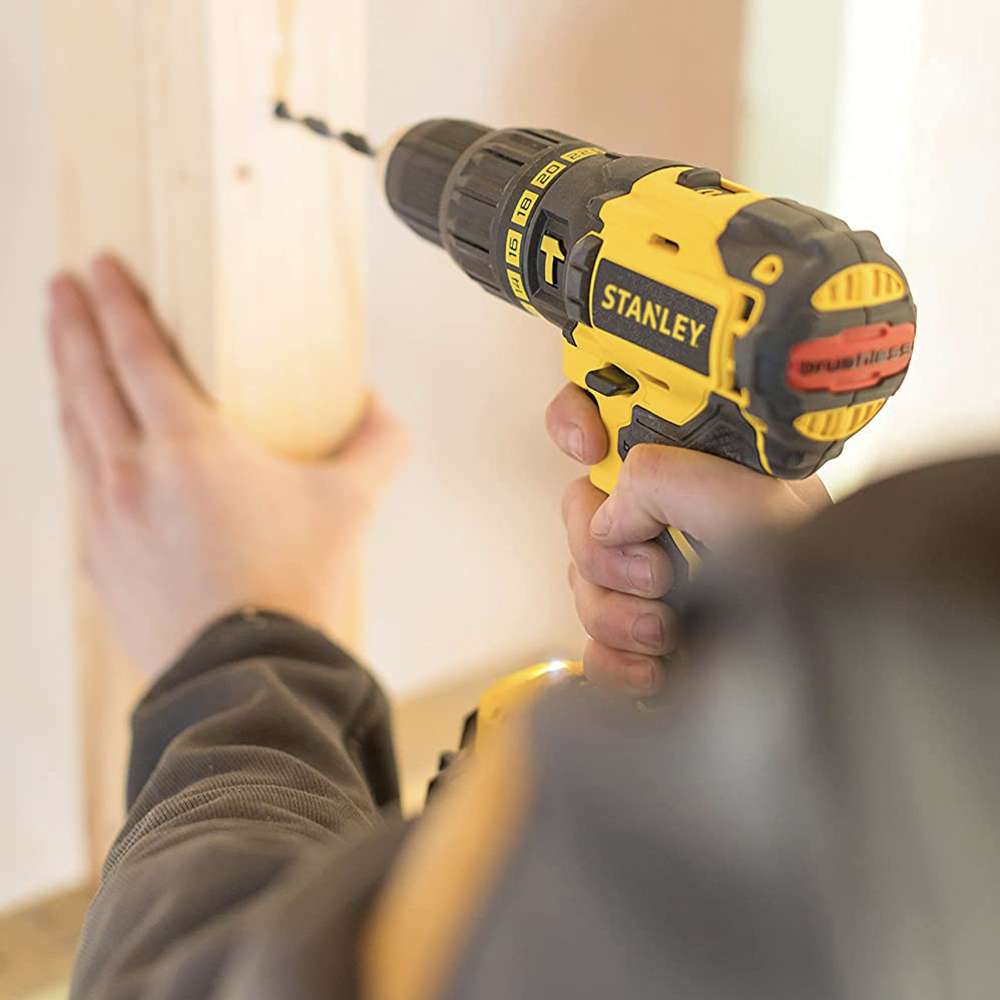 Stanley 18V 2.0Ah Li-Ion Compact Drill 4