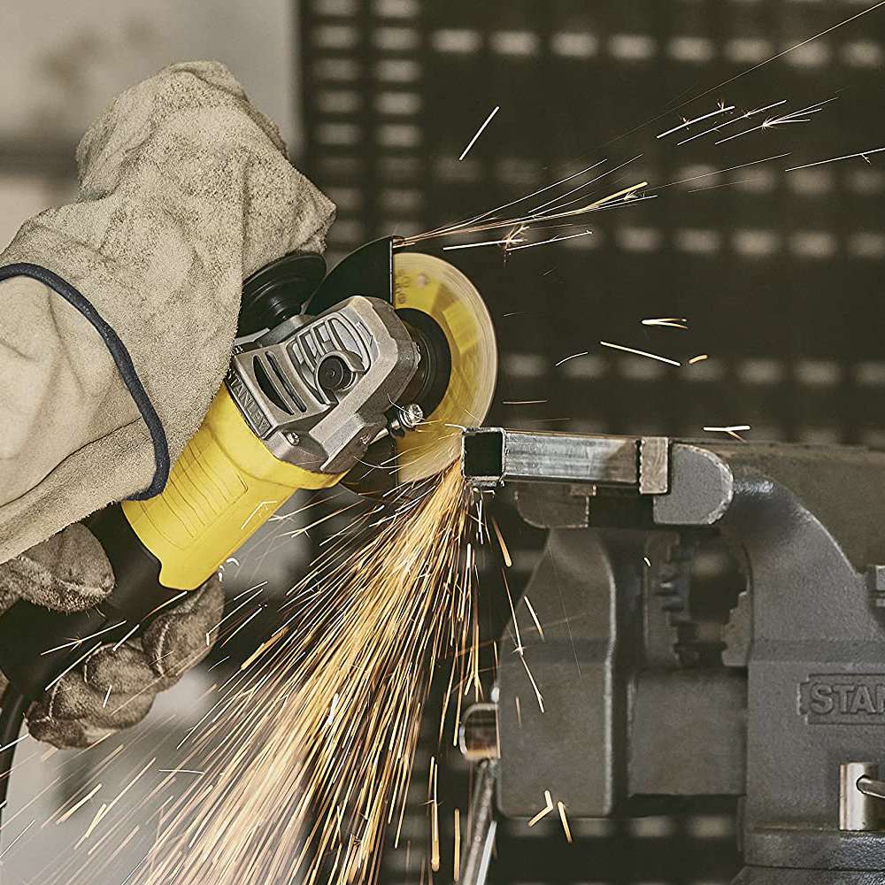 Stanley 115mm 900W Small Angle Grinder 4