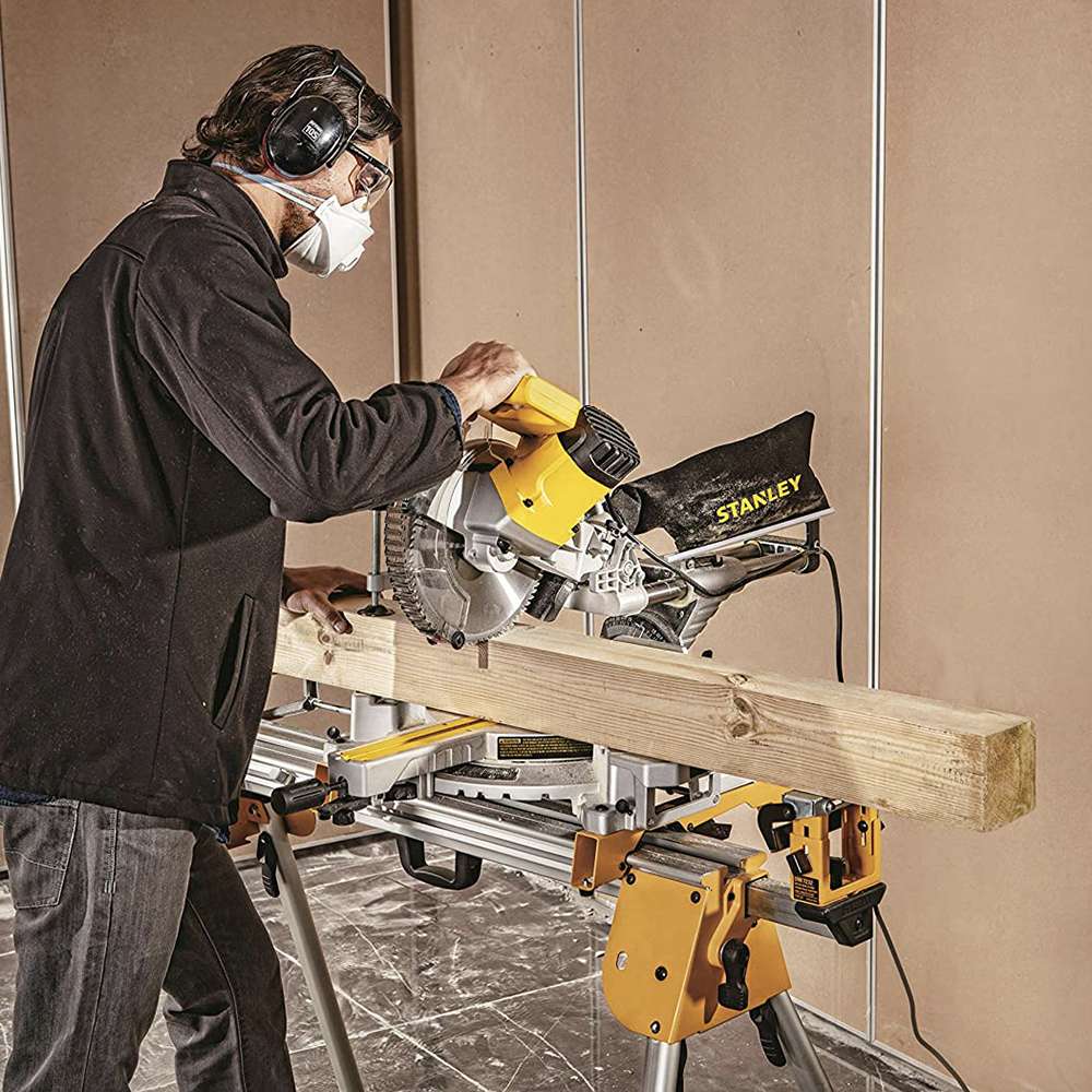 Stanley ‎SM18-B5 254mm 1800W Sliding Mitre Saw 13