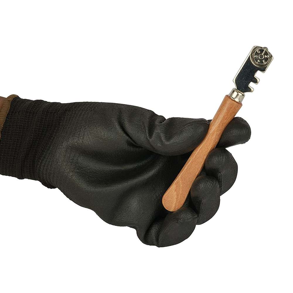 Stanley 0-14-040 Traditional Glass Cutter - Silver/Brown 6