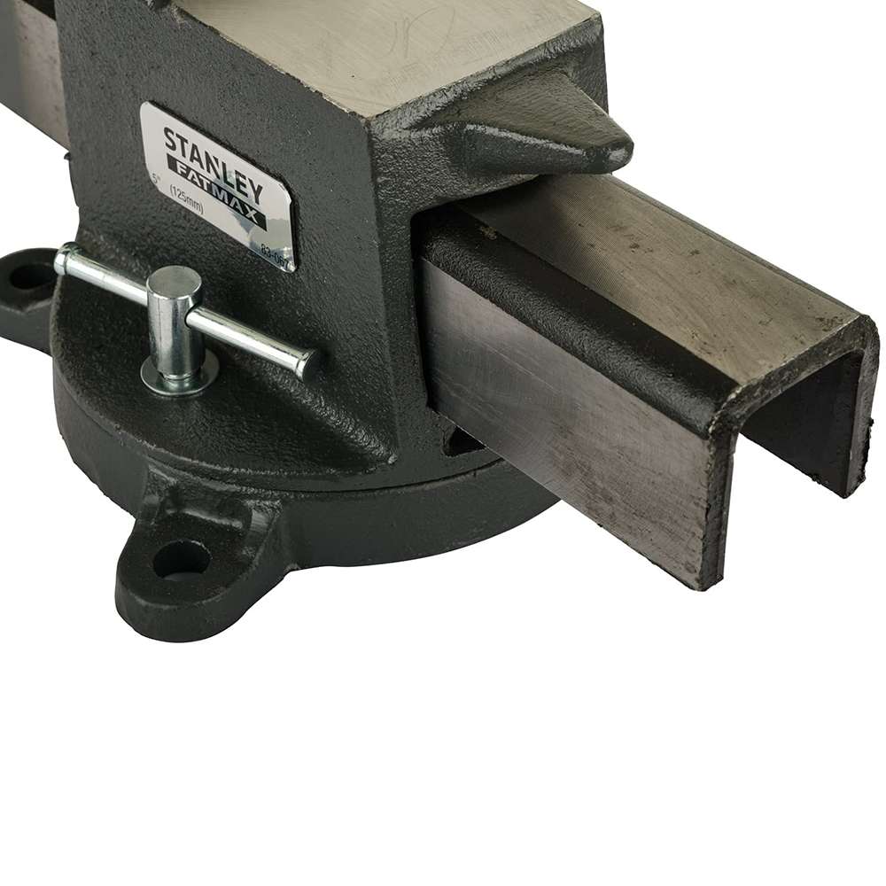 Stanley 125mm Heavy Duty Bench Vise 6