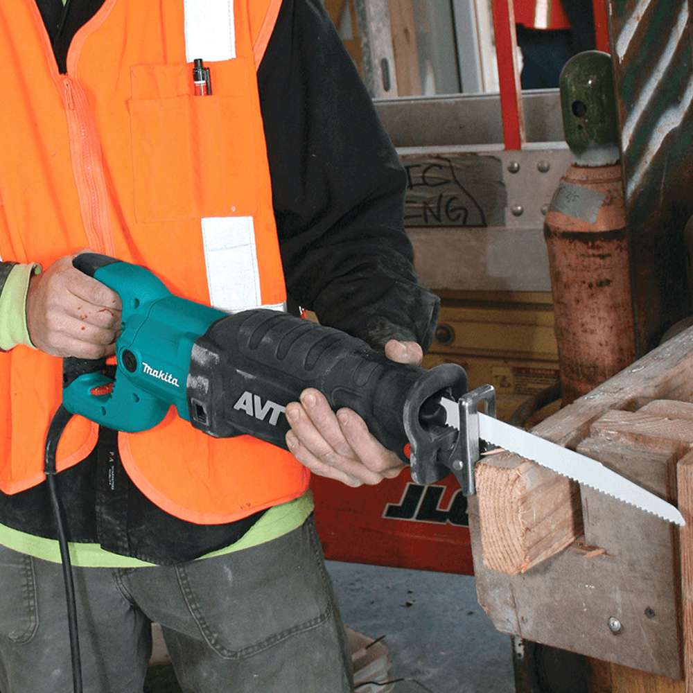 Makita JR3070CT 1510W 310mm Stroke AVT Reciprocating Saw 3