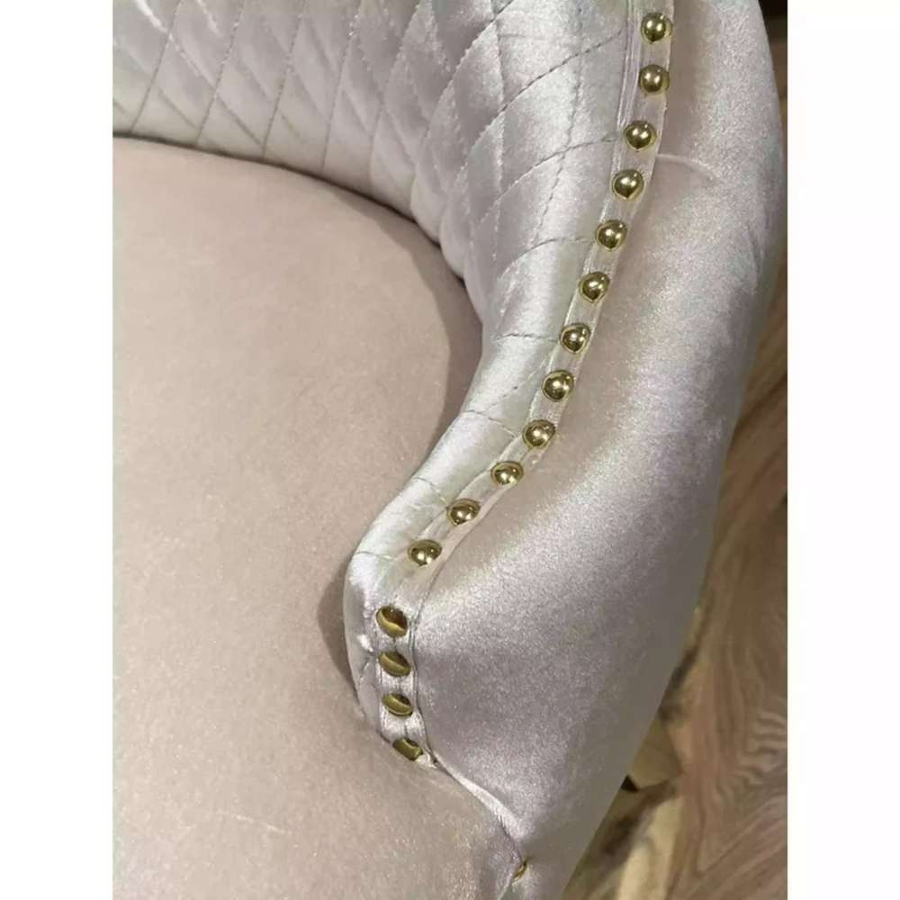 طقم سفرة (RoBella) بيضاوي يتضمن طاولة و ستة كراسي  6