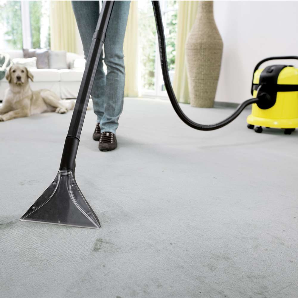 جهاز تنظيف السجاد (Karcher) يعمل بالرذاذ موديل (SE 4001) 1