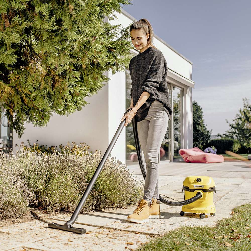 Karcher WD 2 Plus V - 12/4/18/C Wet & Dry Vacuum Cleaner 3