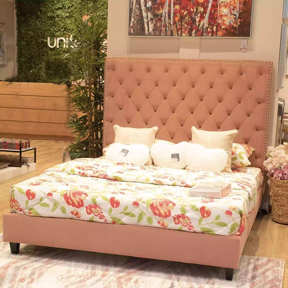 RoGlamz Queen Bed - Pink 2