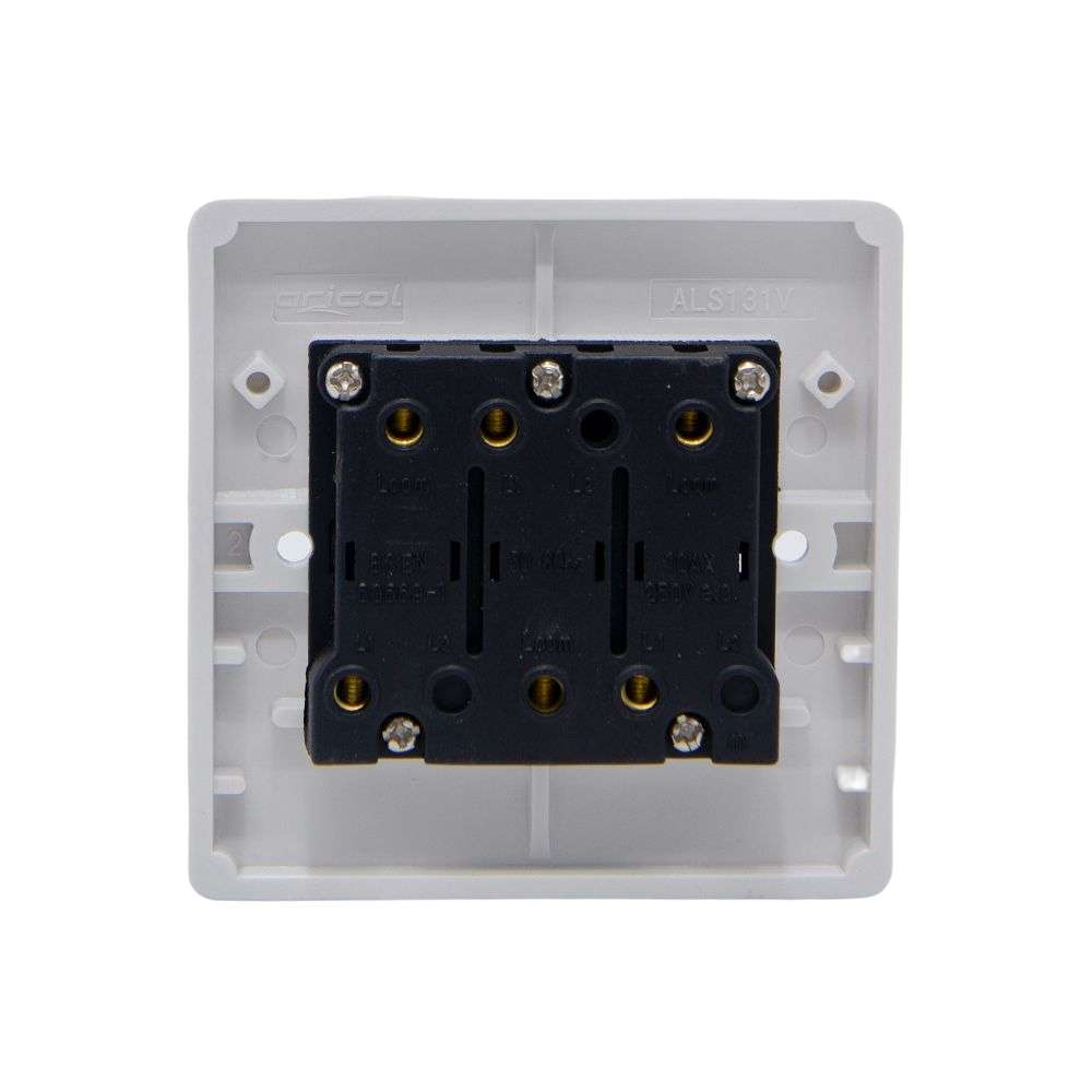 Ariacol 10A 3 Gang 1 Way Switch 1