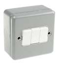MK 10A 3 Gang 2 Way Switch 0