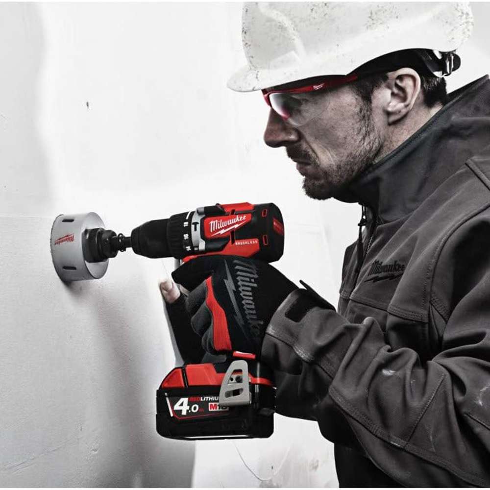 Milwaukee M18CBLPD-402C M18 Compact Brushless Percussion Drill 1