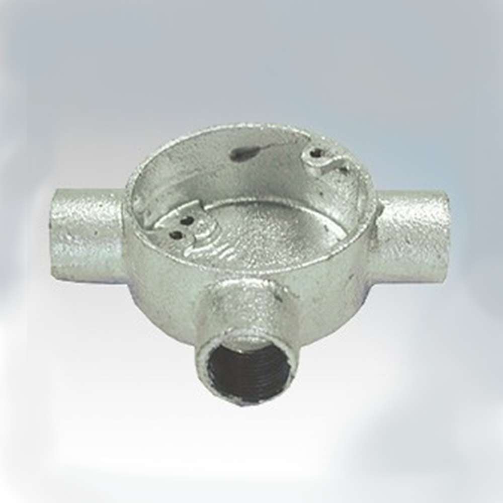 صندوق التوصيل الكهربائي (TEE) المصنوعة من الحديد المجلفن ثلاثي الاتجاهات قياس (20MM)  2