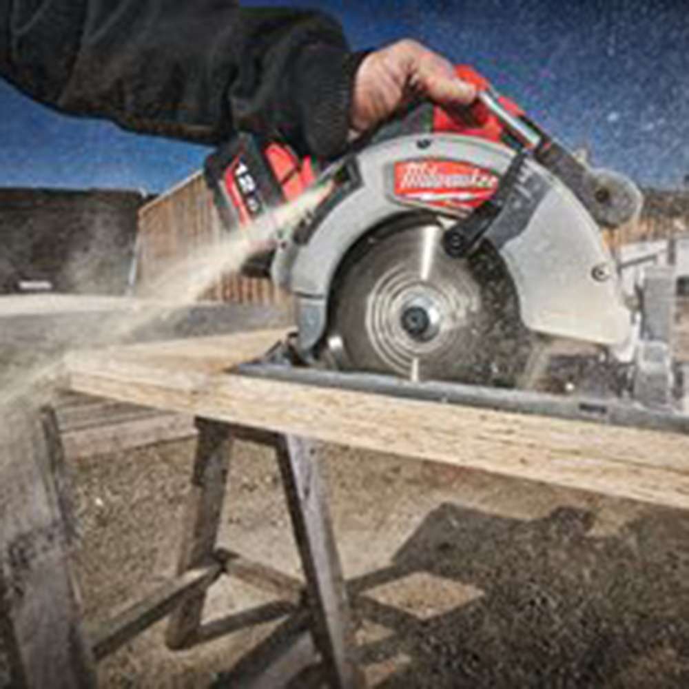 Milwaukee M18FCS66-0 M18 Fuel Circular Saw for Wood and Plastic 66mm 13